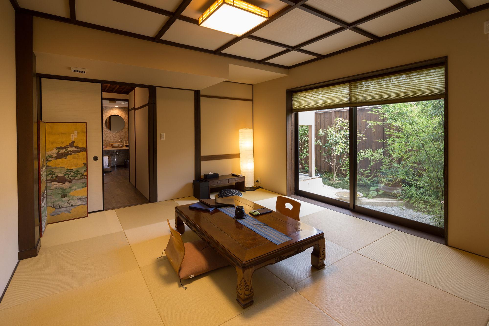 Nazuna Kyoto Nijo-Jo Ryokan